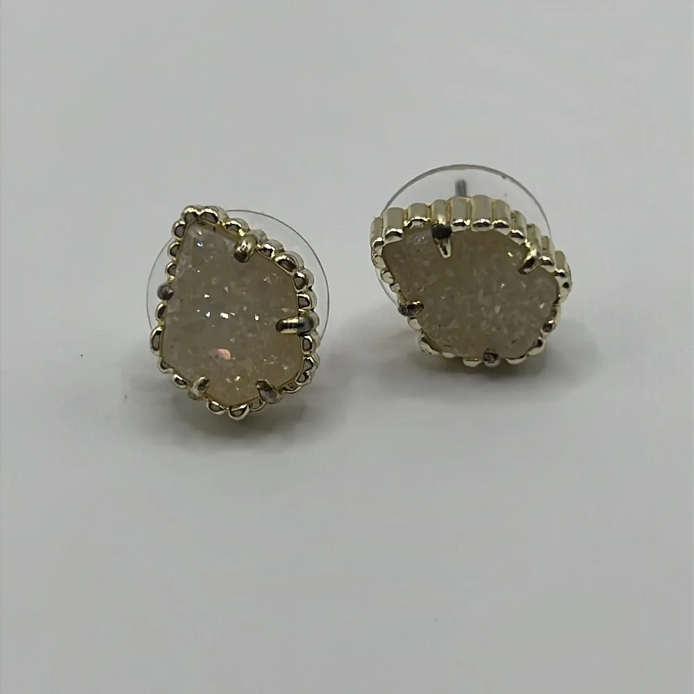 Kendra Scott White Kyocera Opal Druzy Tessa Stud Earrings Gold - Picture 11 of 12